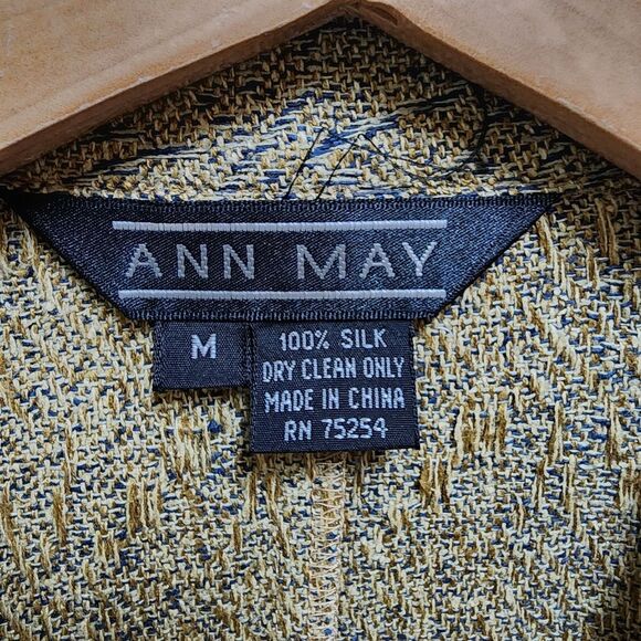 Ann May Blazer Womens M Tan Navy Silk Button Long Sleeve Notch Split Cuff Vtg - Picture 10 of 11